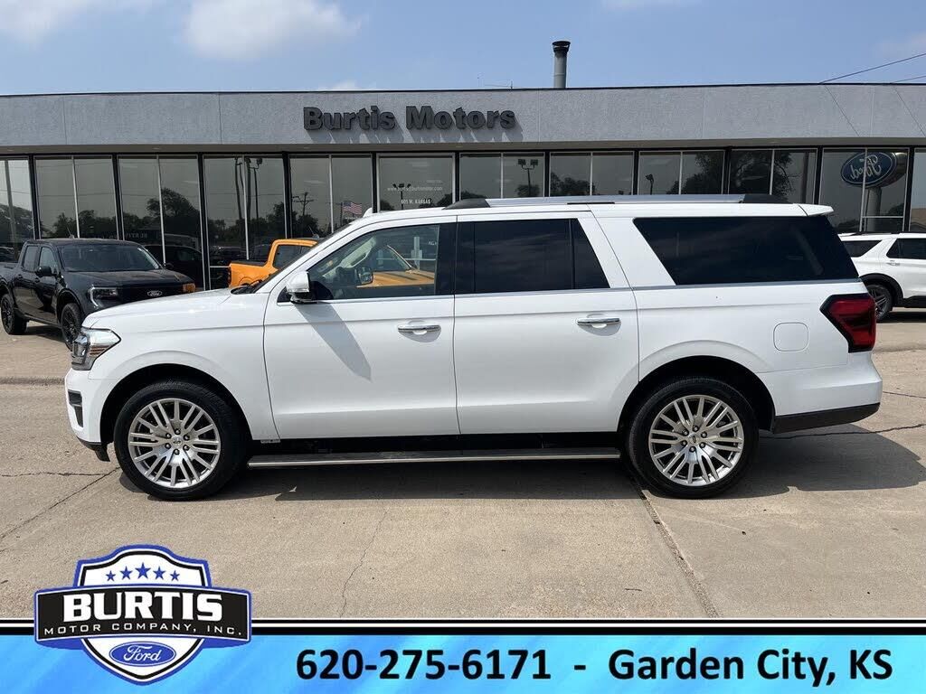 2024 Ford Expedition MAX Limited — photo 1 of 1