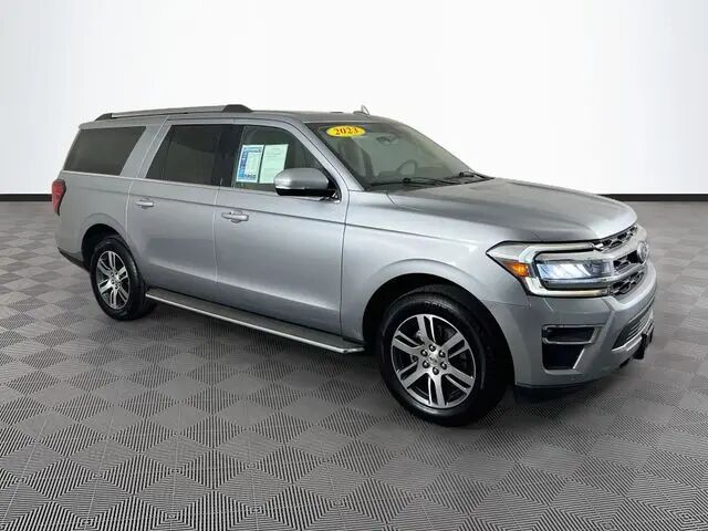 2023 Ford Expedition MAX Limited — photo 1 of 13