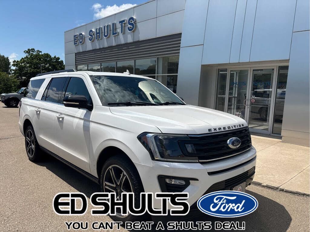 2019 Ford Expedition MAX Limited — photo 1 of 1