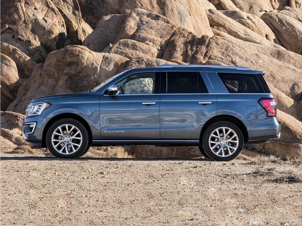 2021 Ford Expedition MAX Limited — photo 1 of 36