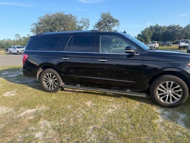 2018 Ford Expedition MAX Limited — photo 1 of 1
