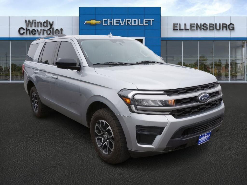 2022 Ford Expedition XL — photo 1 of 46
