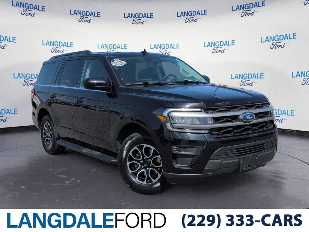 2024 Ford Expedition XLT — photo 1 of 13
