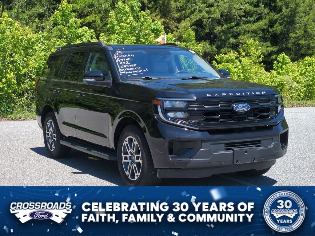 2025 Ford Expedition Active — photo 1 of 26