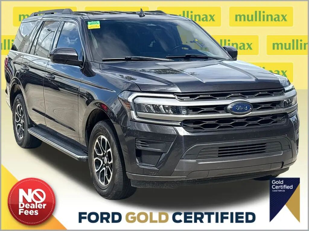 2023 Ford Expedition XLT — photo 1 of 13