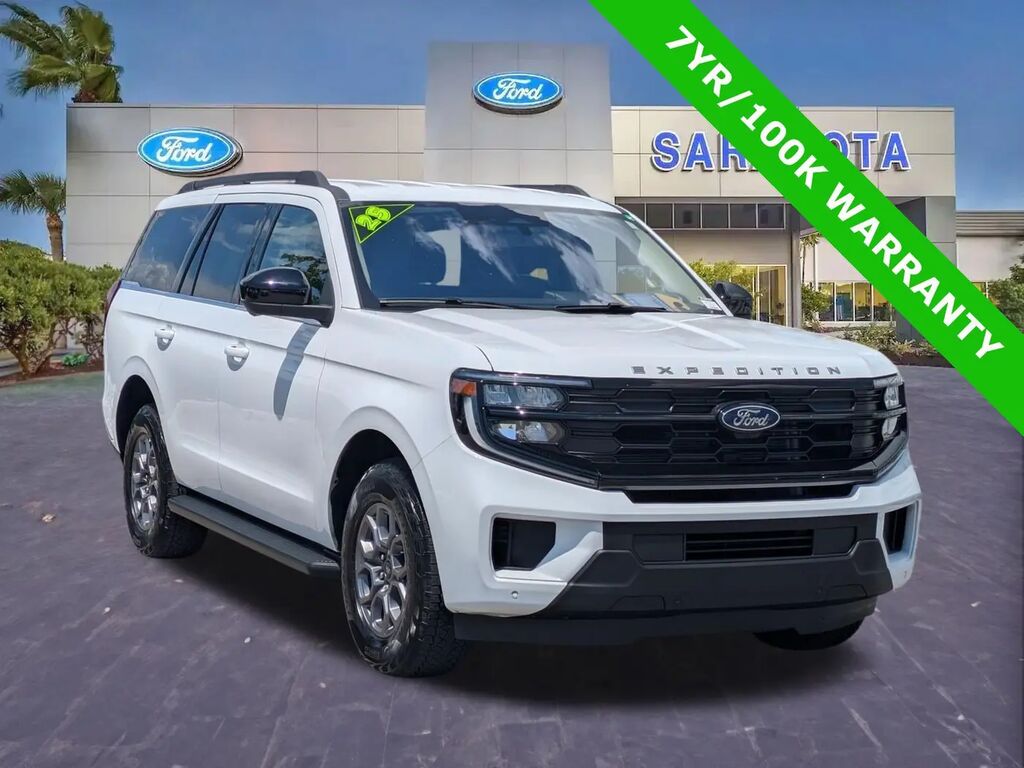 2025 Ford Expedition Active — photo 1 of 13