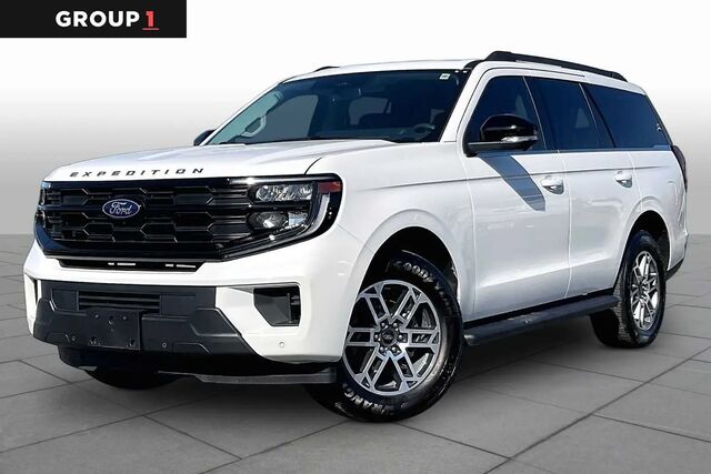 2026 Ford Expedition Active