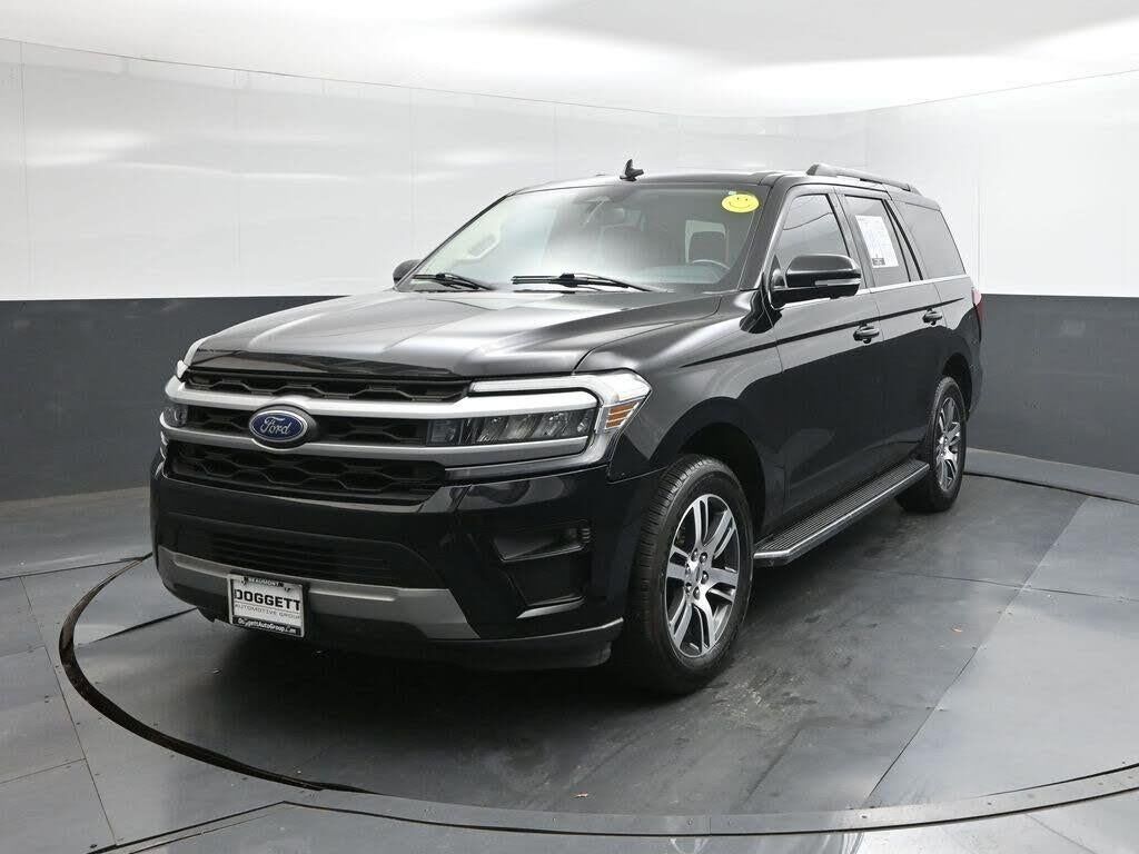 2023 Ford Expedition XLT — photo 1 of 1