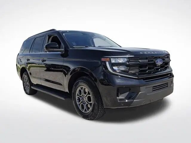 2025 Ford Expedition Active — photo 1 of 13