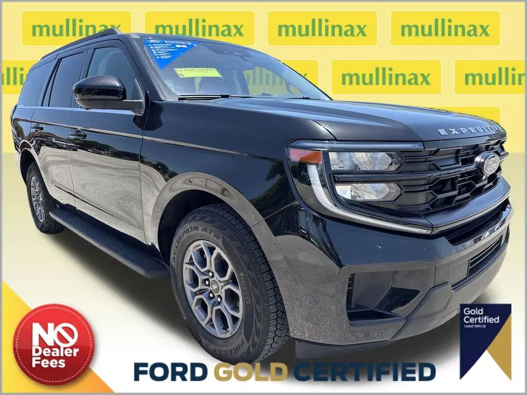 2025 Ford Expedition Active — photo 1 of 10
