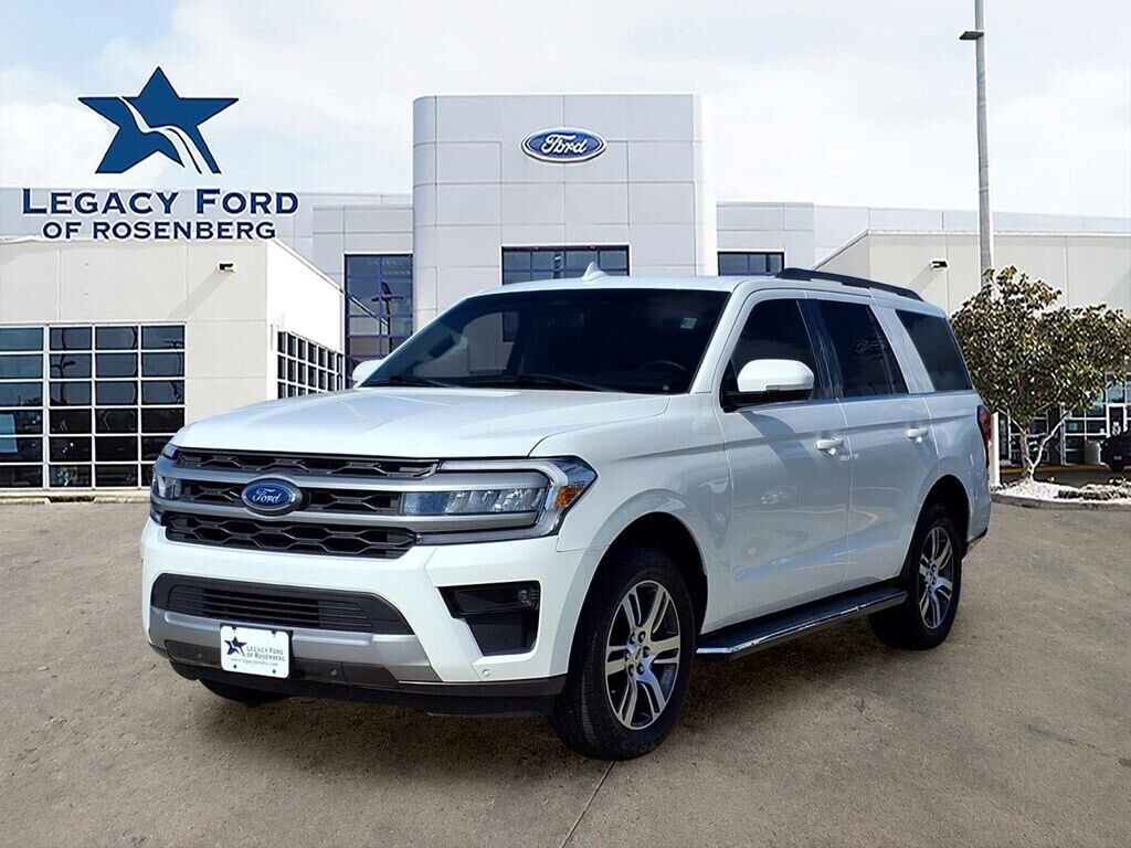 2023 Ford Expedition XLT — photo 1 of 1