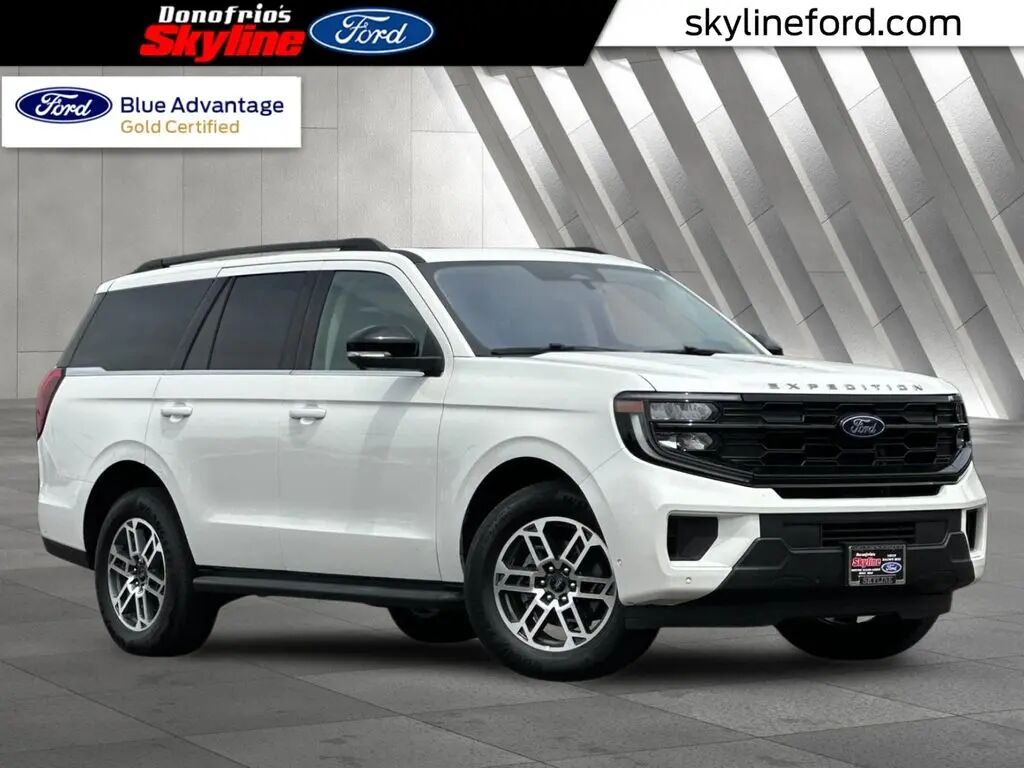 2025 Ford Expedition Active — photo 1 of 13