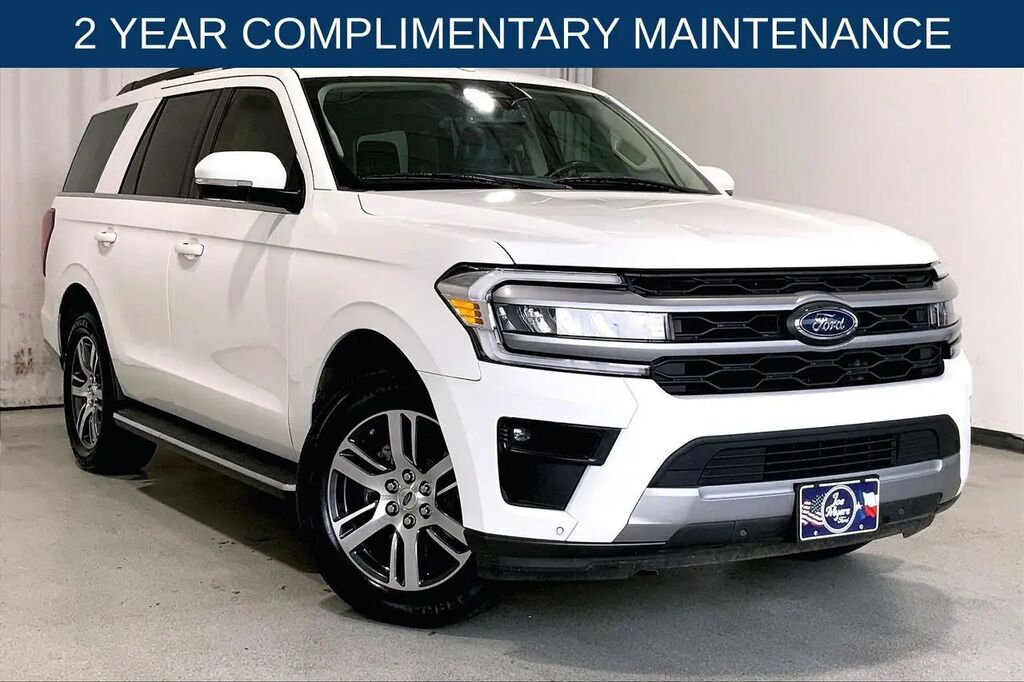 2022 Ford Expedition XLT — photo 1 of 13