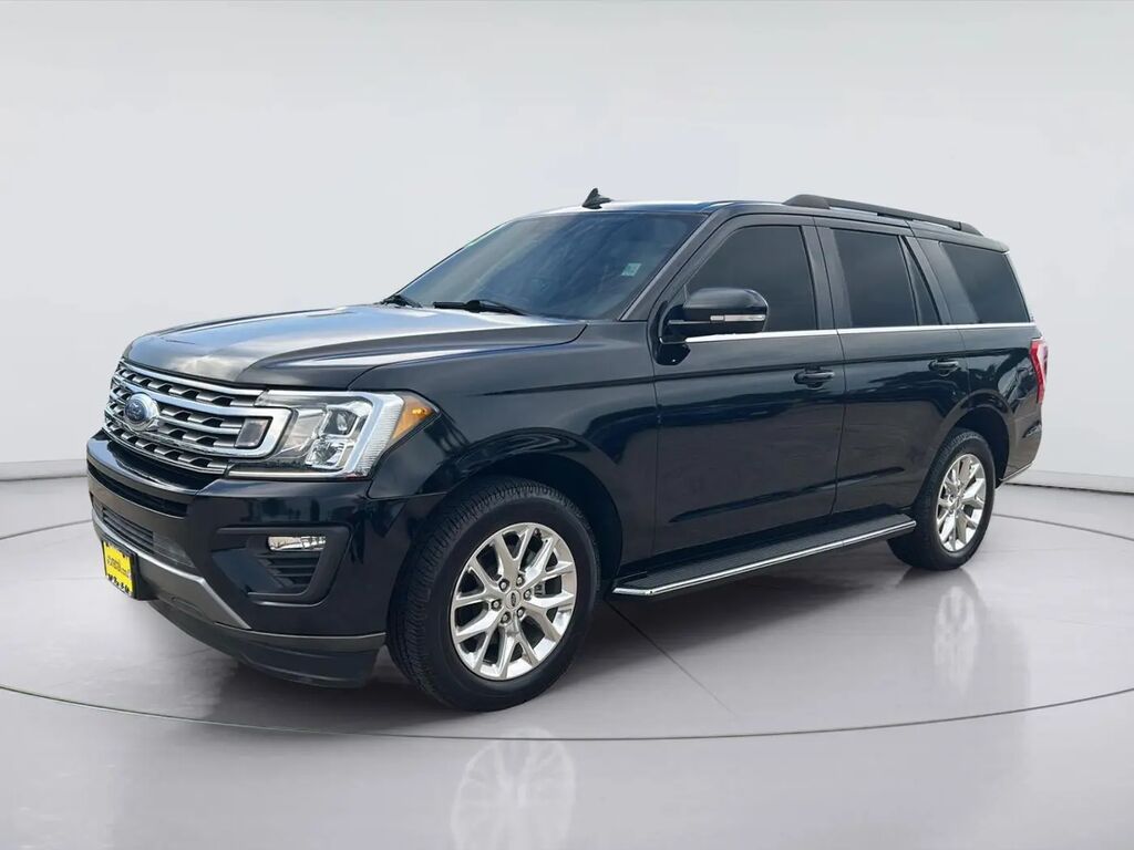 2021 Ford Expedition XLT — photo 1 of 13