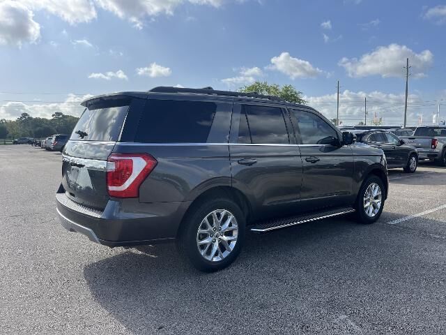 2020 Ford Expedition XLT — photo 1 of 7