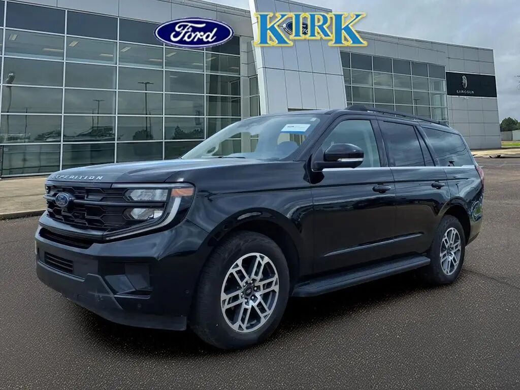 2025 Ford Expedition Active — photo 1 of 7