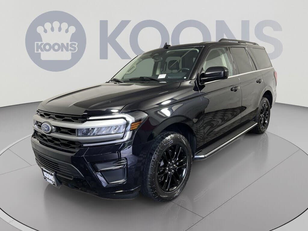 2023 Ford Expedition XLT — photo 1 of 1