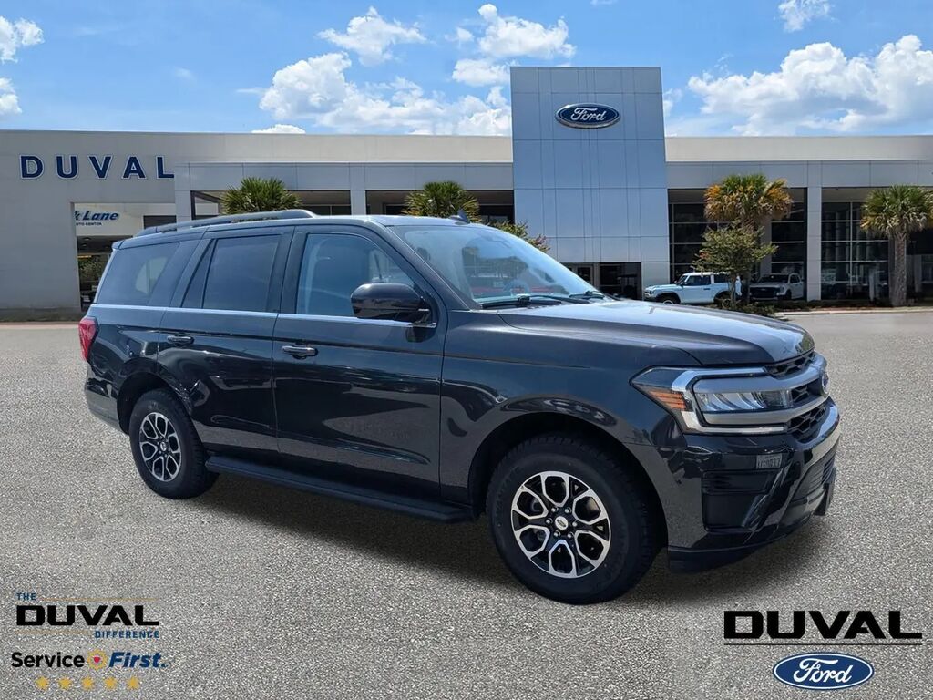 2024 Ford Expedition XLT — photo 1 of 13