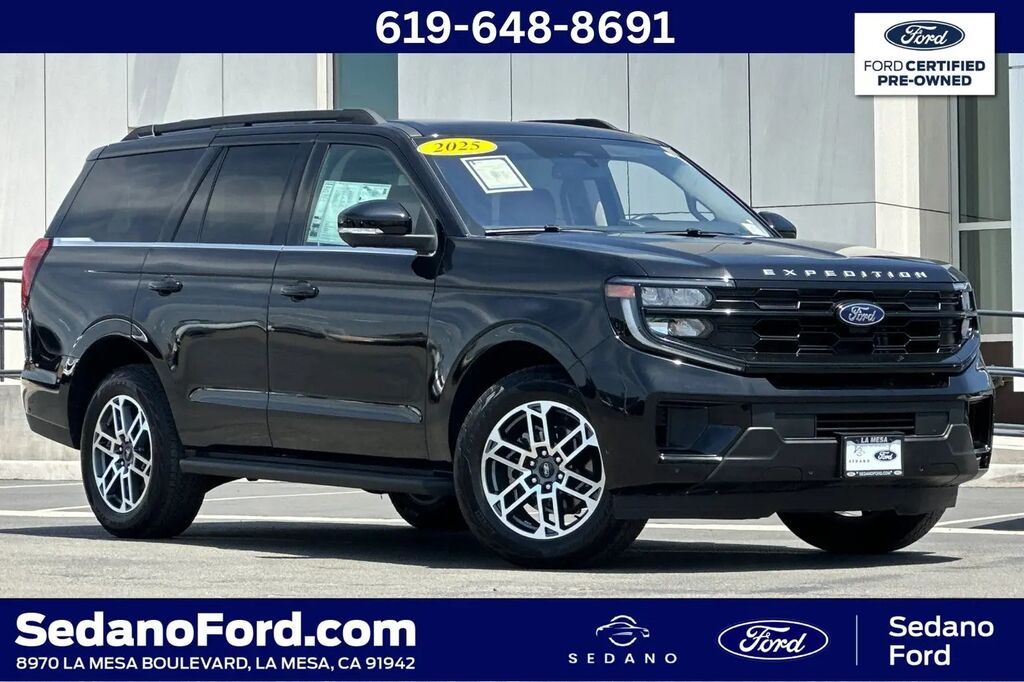 2025 Ford Expedition Active — photo 1 of 13