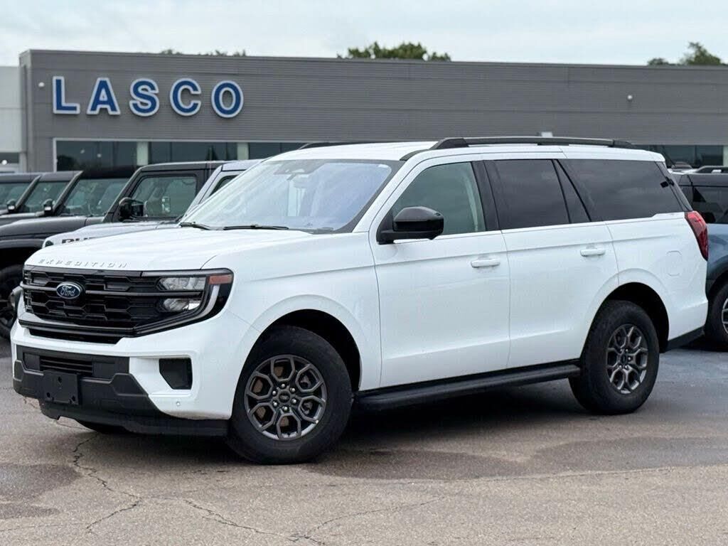 2025 Ford Expedition Active — photo 1 of 1