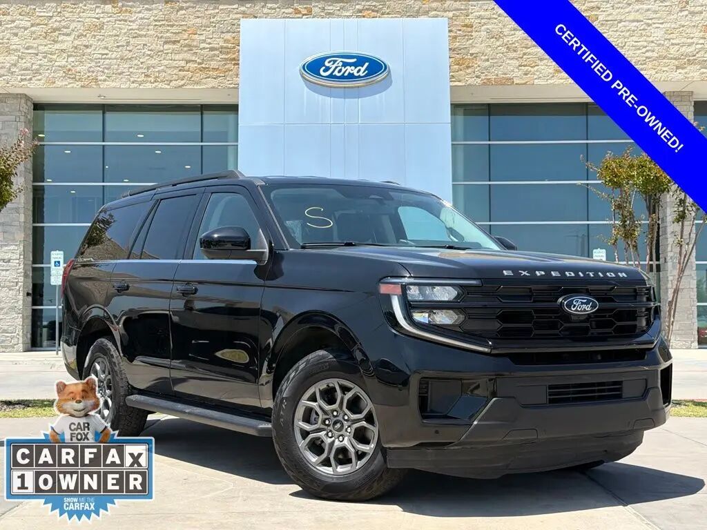 2025 Ford Expedition Active — photo 1 of 14