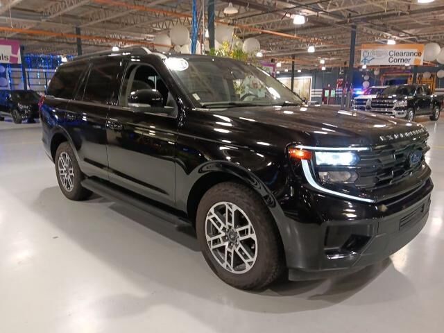 2025 Ford Expedition Active — photo 1 of 12