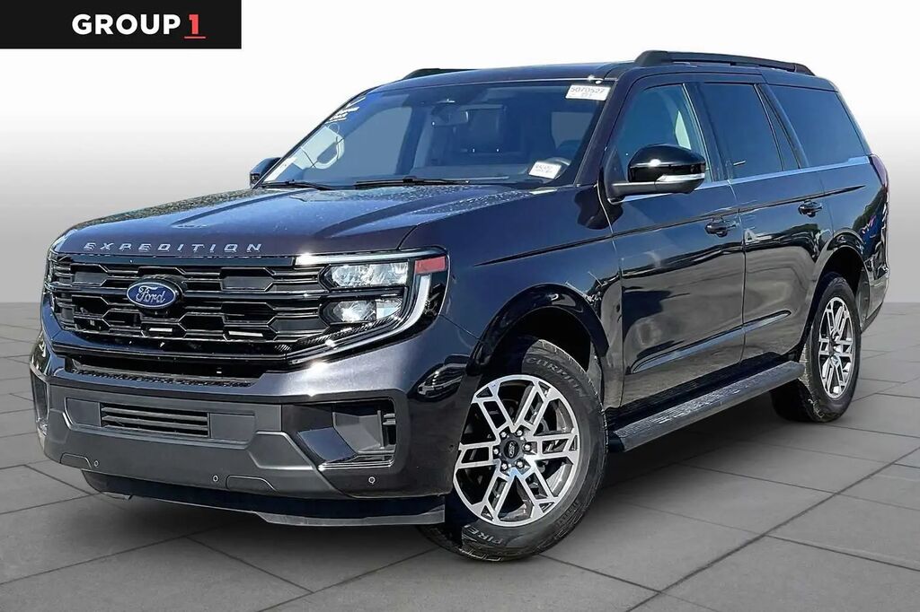 2025 Ford Expedition Active — photo 1 of 2