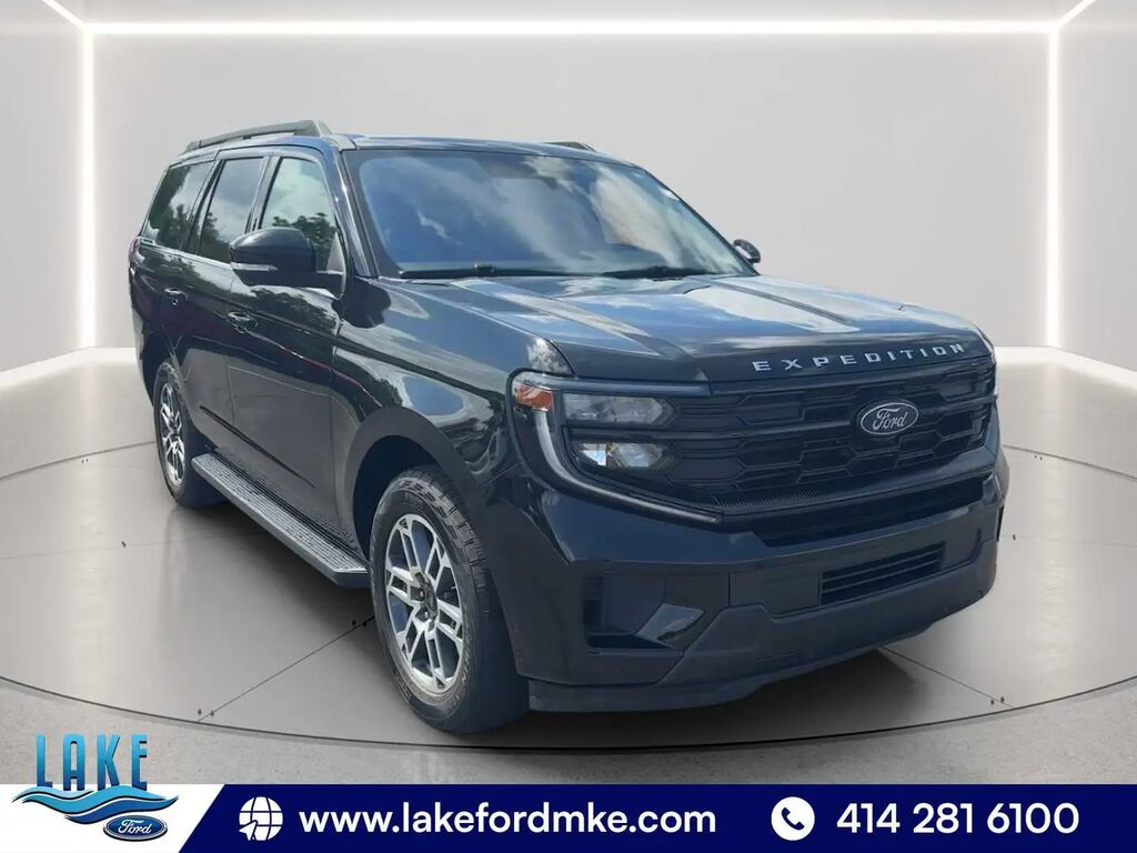 2025 Ford Expedition Active — photo 1 of 26
