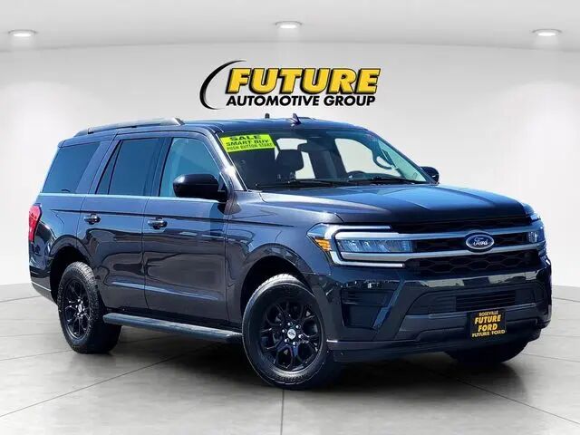 2024 Ford Expedition XLT — photo 1 of 13