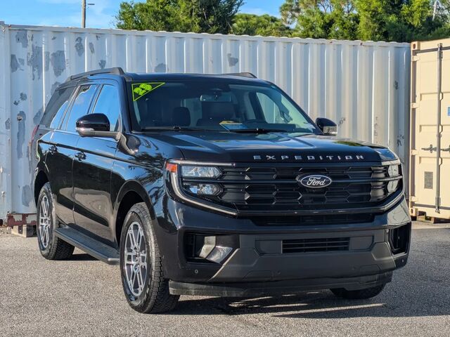 2025 Ford Expedition Active