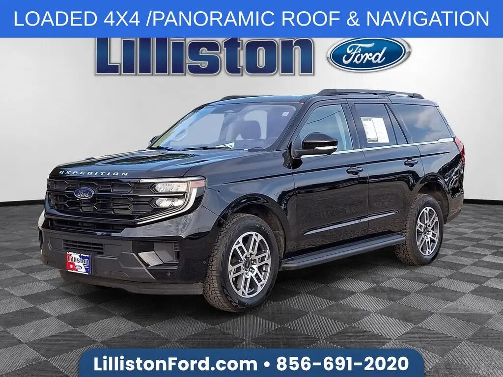 2025 Ford Expedition Active — photo 1 of 13