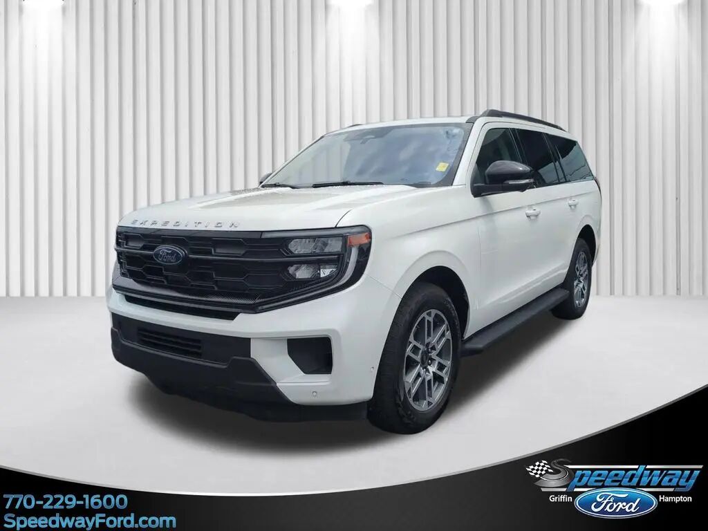 2025 Ford Expedition Active — photo 1 of 14