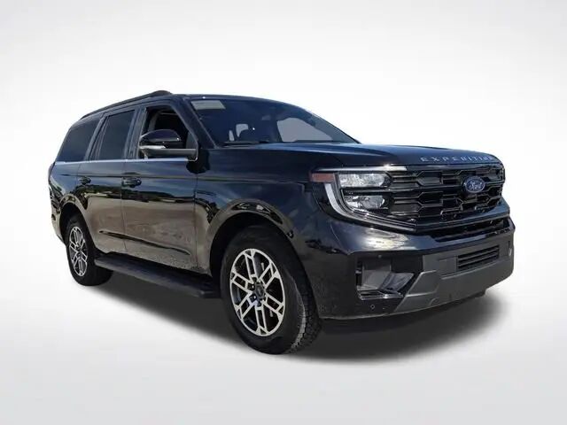 2025 Ford Expedition Active — photo 1 of 12