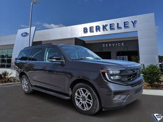 2025 Ford Expedition Active — photo 1 of 13