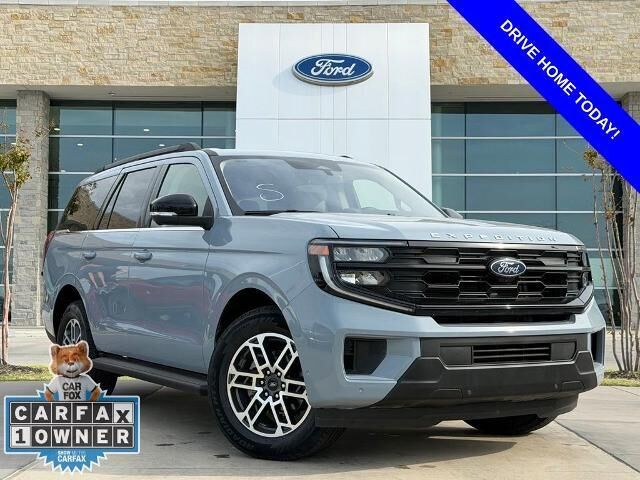 2025 Ford Expedition Active — photo 1 of 6