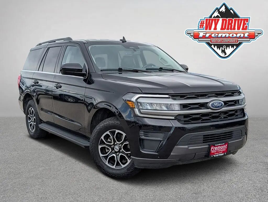 2024 Ford Expedition XLT — photo 1 of 13