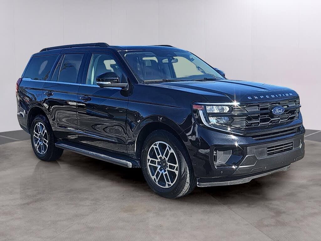 2025 Ford Expedition Active — photo 1 of 1