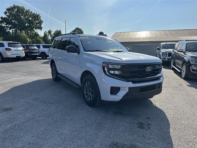 2025 Ford Expedition Active — photo 1 of 13