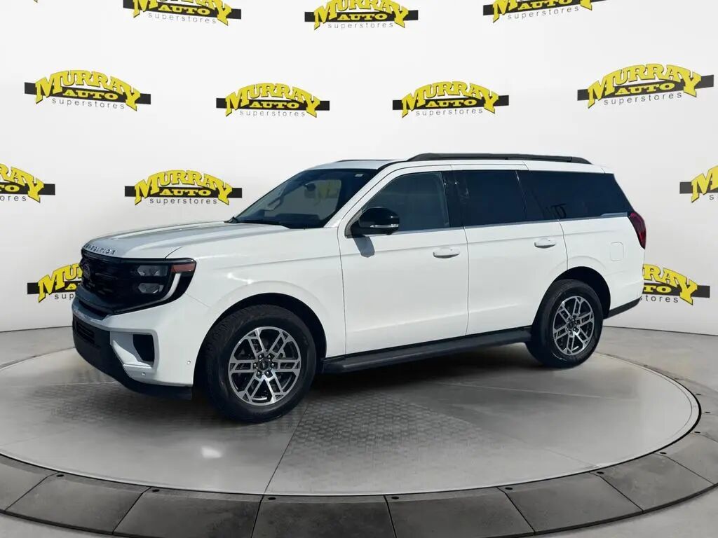 2025 Ford Expedition Active — photo 1 of 13