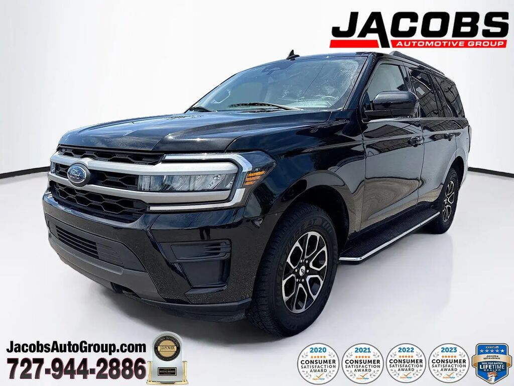2023 Ford Expedition XLT — photo 1 of 13