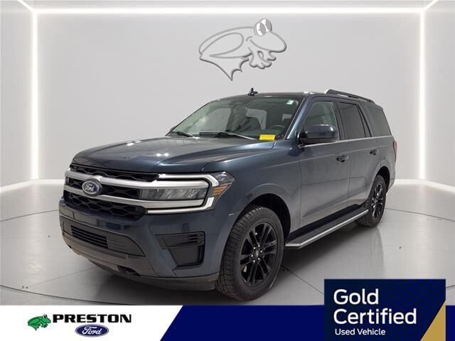 2022 Ford Expedition XLT — photo 1 of 13