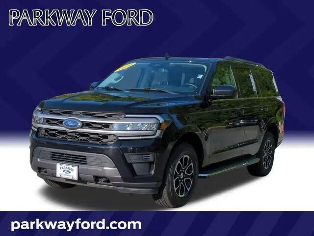 2022 Ford Expedition XLT — photo 1 of 13