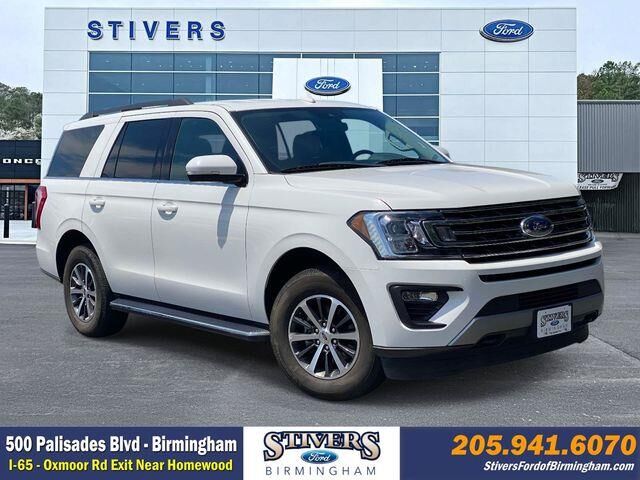 2020 Ford Expedition XLT — photo 1 of 4