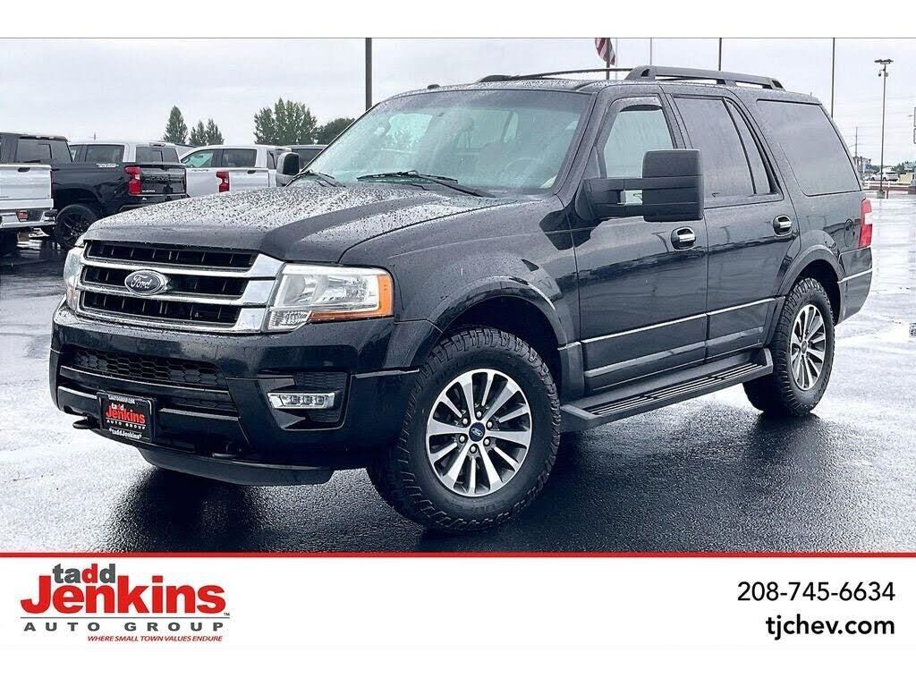 2016 Ford Expedition XLT — photo 1 of 1