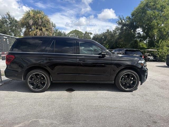 2023 Ford Expedition Limited — photo 1 of 1