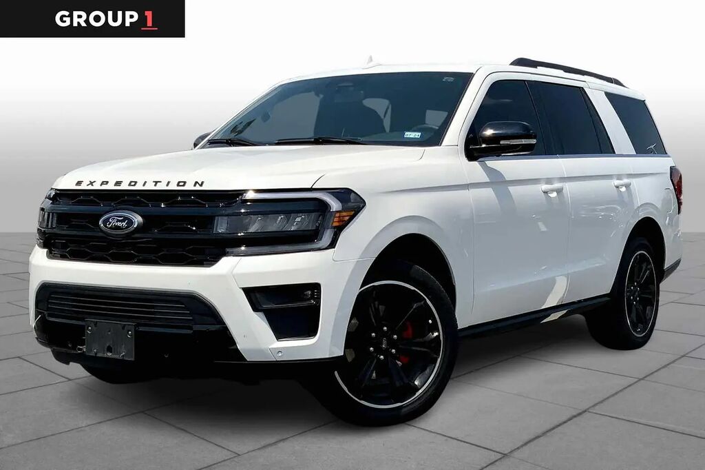 2022 Ford Expedition Limited — photo 1 of 12