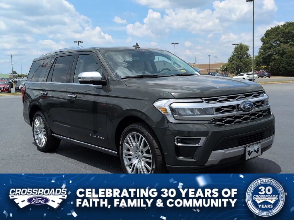 2022 Ford Expedition Platinum — photo 1 of 13