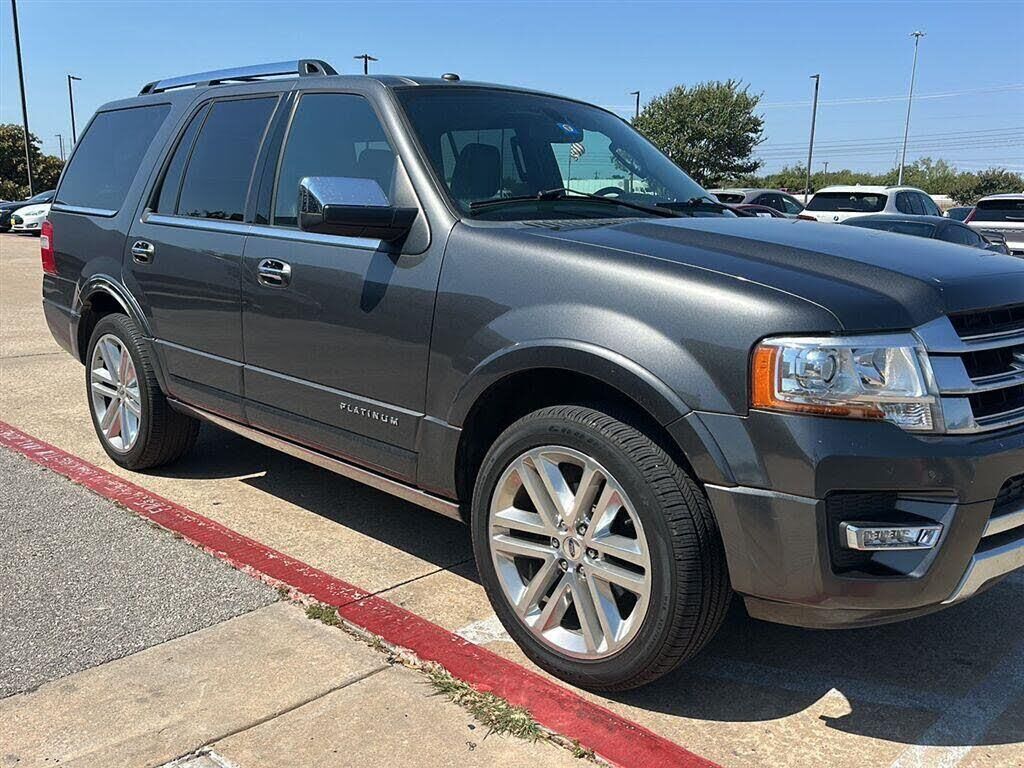 2017 Ford Expedition Platinum — photo 1 of 1
