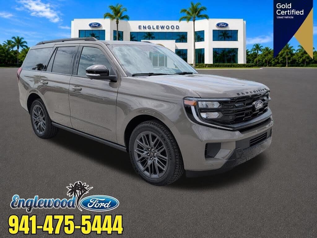 2027 Ford Expedition Platinum — photo 1 of 1