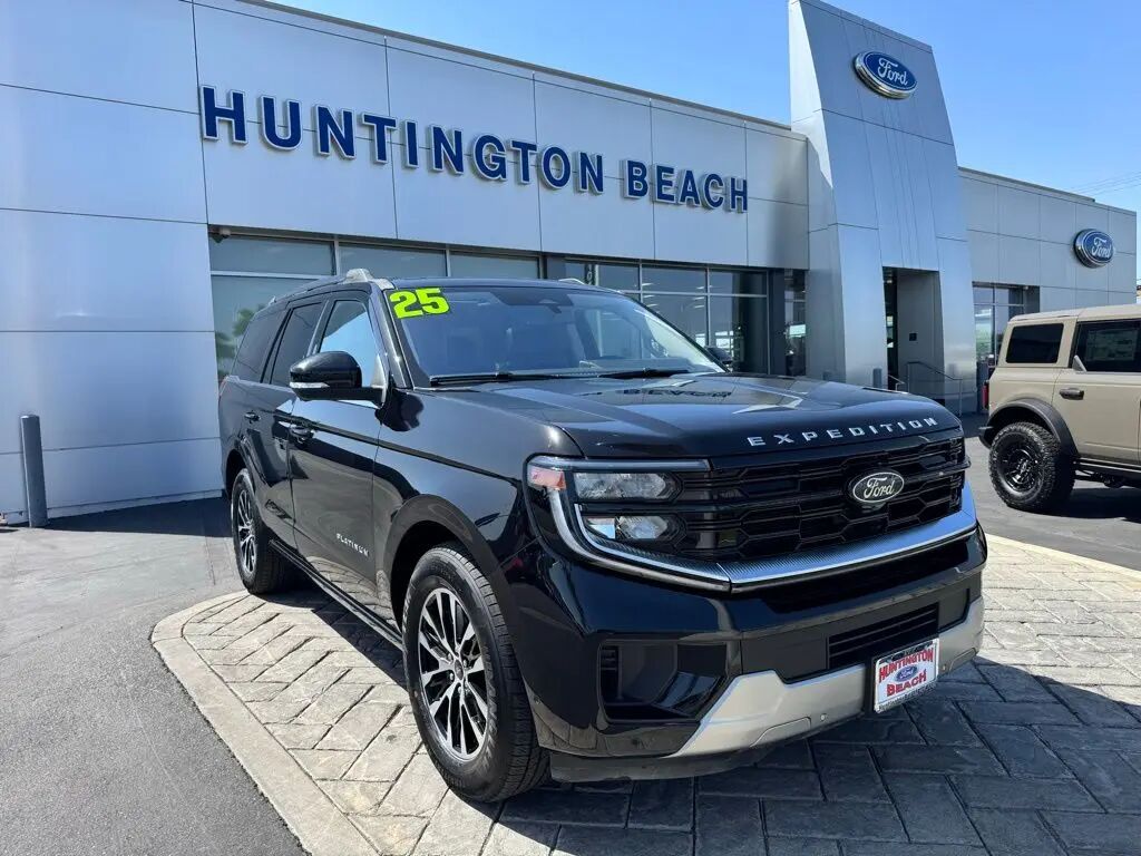 2025 Ford Expedition Platinum — photo 1 of 26